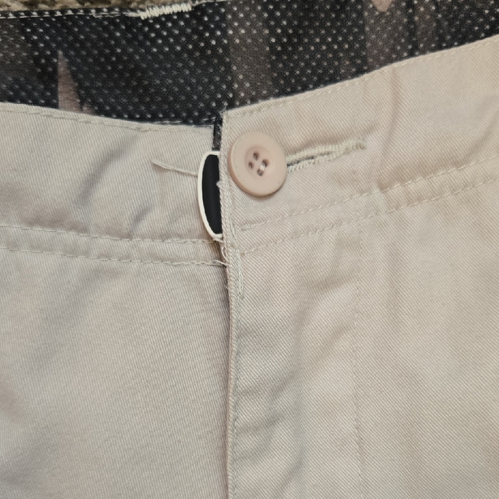 Burnside Vintage Y2K Classic Beige Cargo Shorts for Men Size 32 Waist - Picture 2 of 6